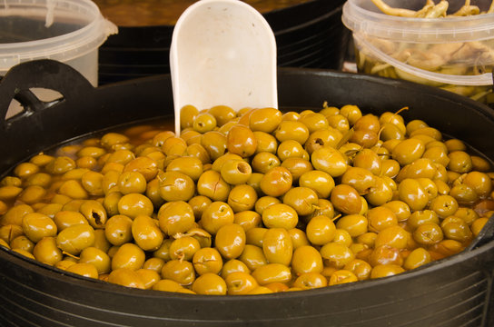 Aceitunas en botija