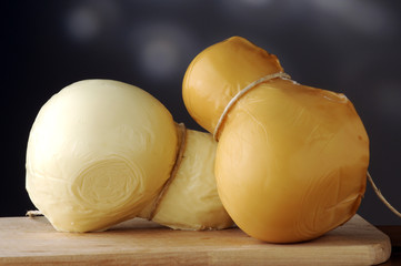 Scamorza affumicata e bianca
