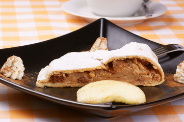 Apple strudel