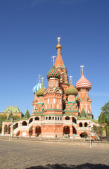 Fototapeta premium St. Basil's Cathedral at the Red Square in Moscow (Russia)