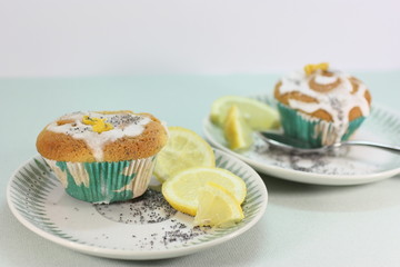 Soucoupes de muffins au citron et au pavot