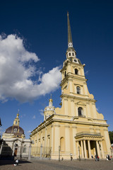 Fototapeta na wymiar Katedra Świętego Piotra i Pawła w Petersburgu