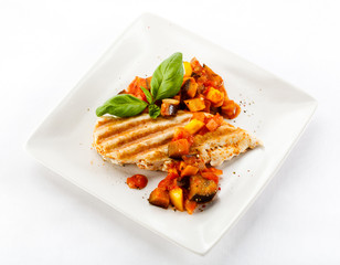 Grilled turkey fillet and vegetables