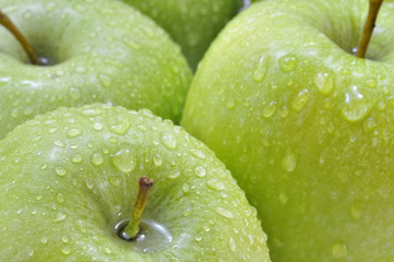 Refrescantes manzanas.