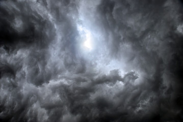 Obraz na płótnie Canvas Cumulonimbus Wolken Kaltfront im Hochsommer