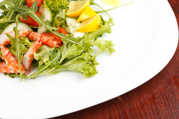 salad with shrimps