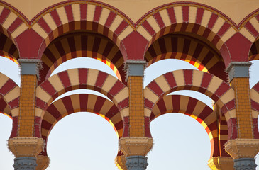 Arcos en la portada de la feria de Córdoba
