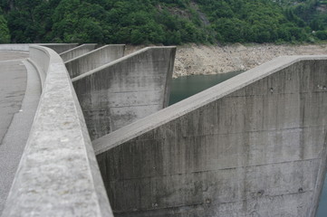 Staumauer am Lago Maggiore 7