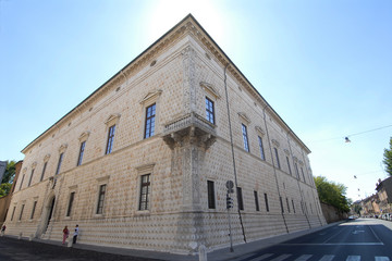 ferrara, palazzo dei diamanti © cronopio