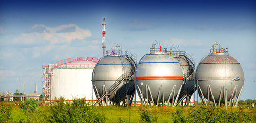 oil storage tanks