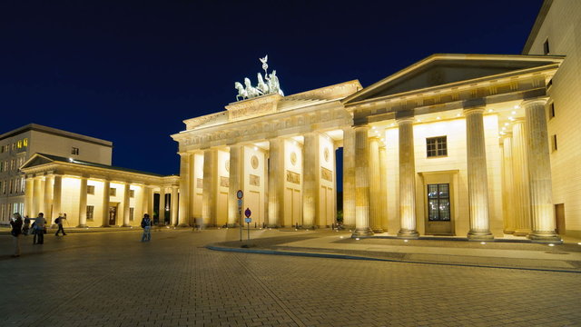 time lapse brandenburg gate berlin