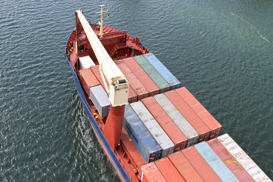 Details eines Containerschiffs