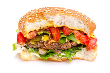 Cheeseburger mangé à moitié - obrazy, fototapety, plakaty