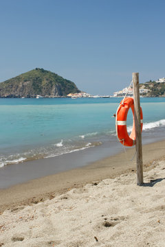 Salvagente sulla spiaggia