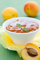 frische Aprikosenmarmelade