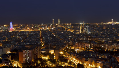 Fototapeta na wymiar noc w Barcelonie