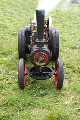 steam traction engine