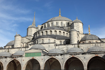 Fototapeta na wymiar Sultan Ahmed Mosque (Blue Mosque) in Istanbul Turkey