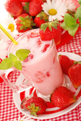 strawberry  milkshake