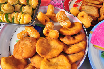 local cakes sell in the market