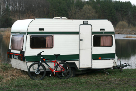 Trailer and bicycle