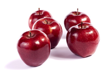 red apples