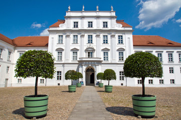 Fototapeta na wymiar Pałac Oranienburg