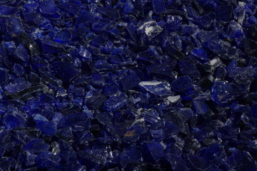 Zerstoßenes blaues Glas 2