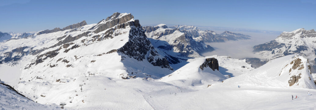 Piste di sci ad Engelberg nelle alpi svizzere