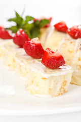 Sweet rolls with strawberry