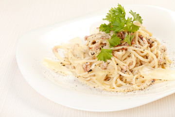 spaghetti carbonara