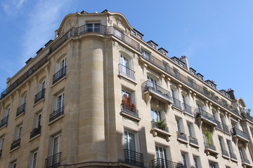 Fototapeta premium Immeuble ancien à Paris