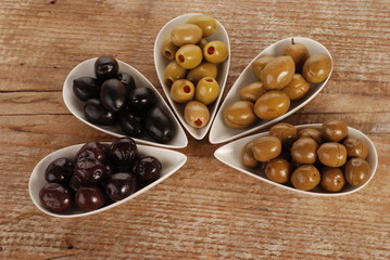 CINQUE CIOTOLE CON OLIVE
