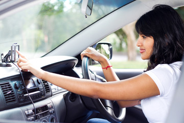 woman driver using GPS