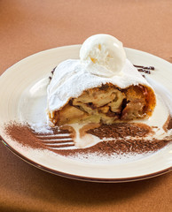apple strudel