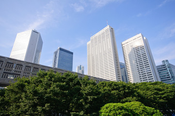 Fototapeta premium Skyscrapers at Nishi-Shinjuku - Tokyo, Japan