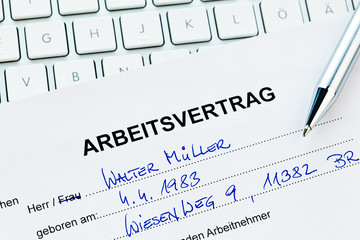 Arbeitsvertrag in deutscher Sprache