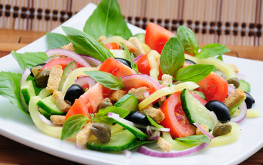 Vegetable salad with basil