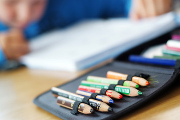 Federmappe mit Stiften