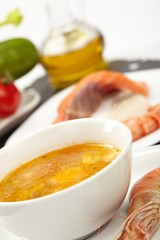 Vegetable soup with shrimps