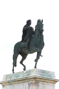 King Louis IV on horseback (bronze statue by sculptor Lemot)