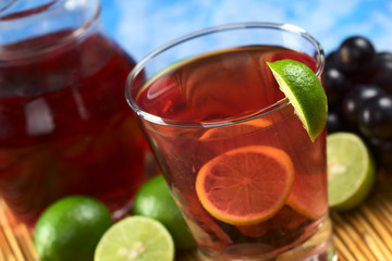 Refreshing lemonade made of red grape and lime juice