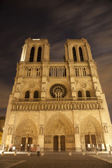 Fototapeta na wymiar Paris - Notre-Dame cathedral in the night