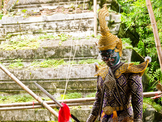 Obraz premium Giant dress in Thai dramatic musical art dance