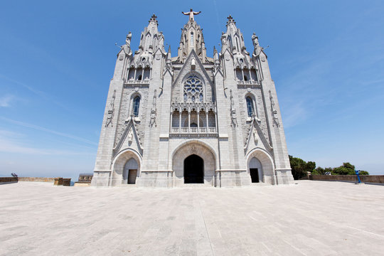 Kirche Sagrat Cor auf dem Tibidabo in Barcelona