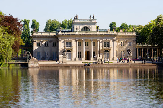 Fototapeta Palace on the Water in Warsaw