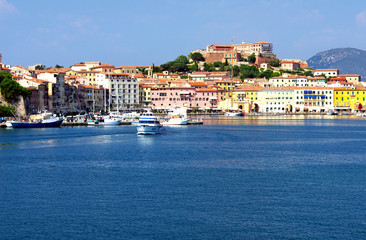 Die Postkarte vom Hafen auf der Insel Elba
