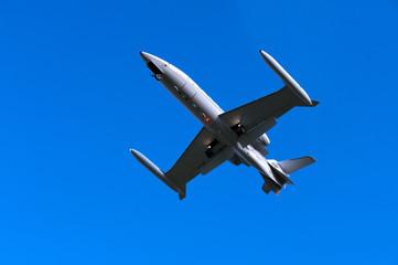 Aereoplano in fase di atterraggio