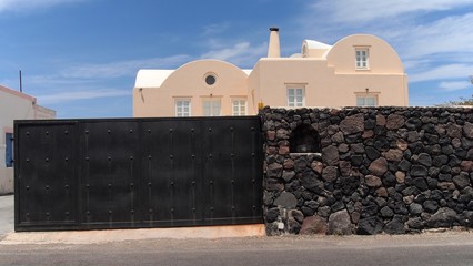Gebäudedetails in Oia auf Santorin
