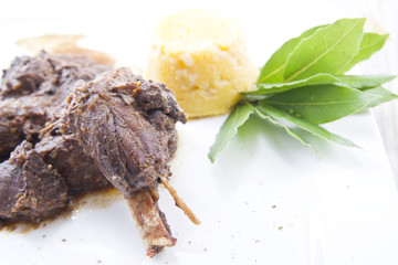 Cinghiale in umido